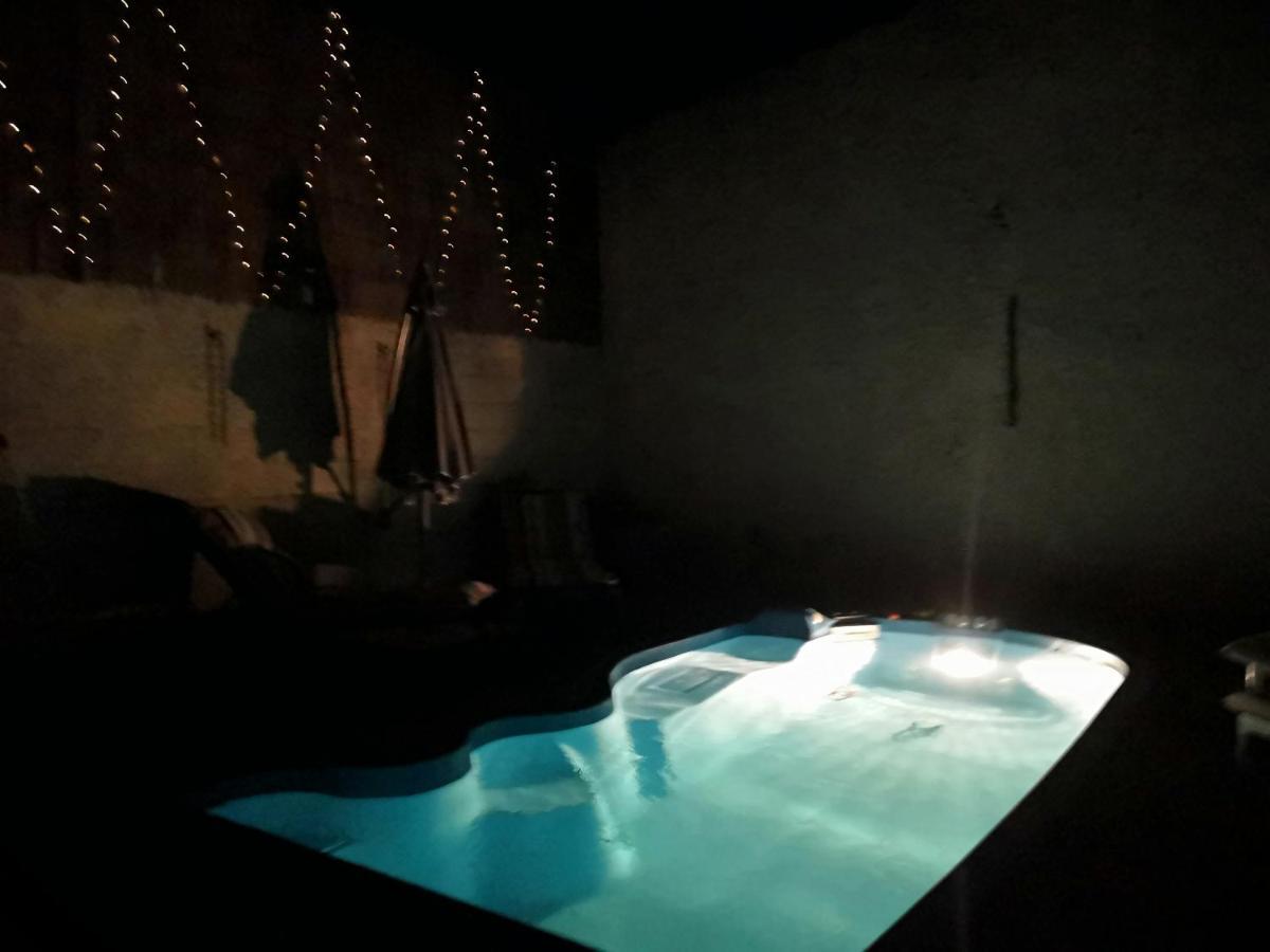 L'Apartement Deluxe Azille Luaran gambar
