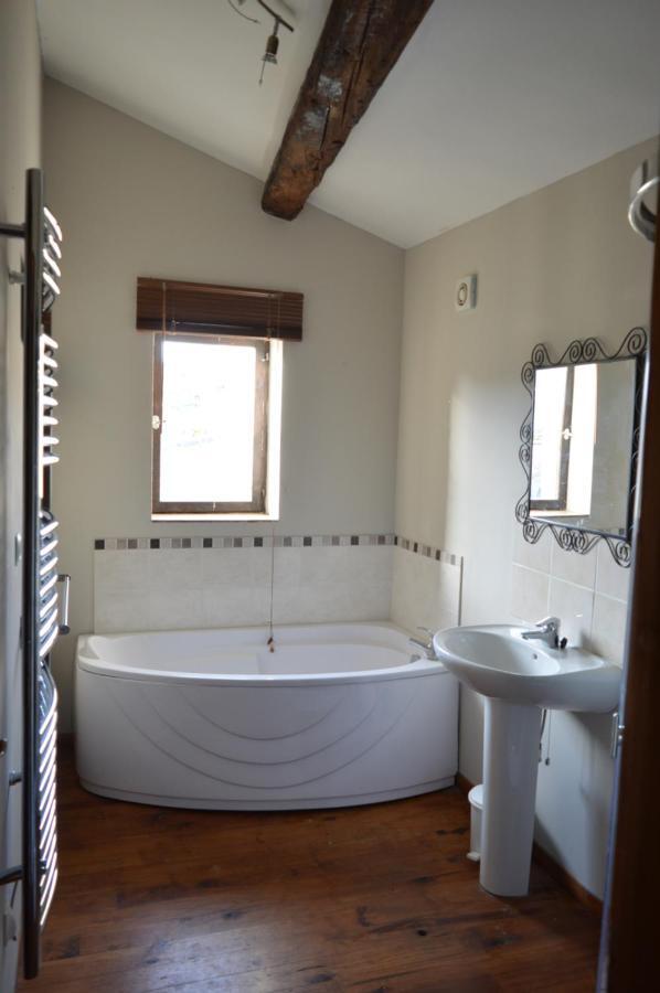 L'Apartement Deluxe Azille Luaran gambar